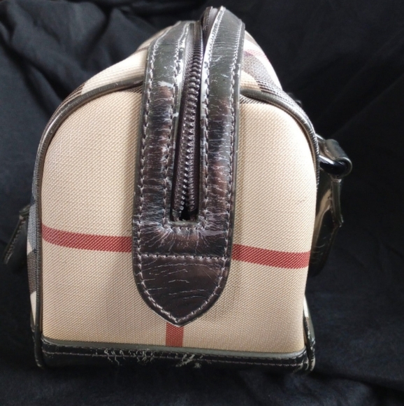 Burberry Handbag - Picture 4 of 10